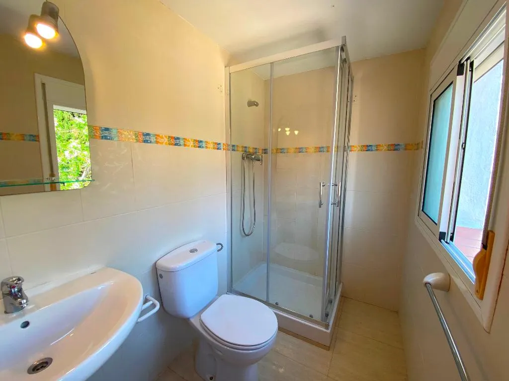 STUDIO CAPACITY 2 Room, Corcega, Costa Dorada