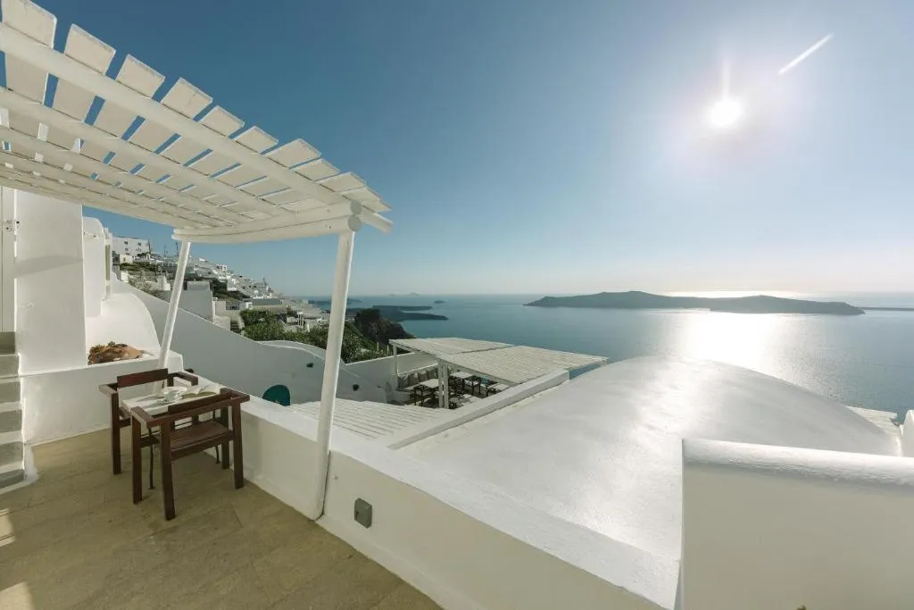 STUDIO DELUXE Room, Afroessa Hotel, Santorini