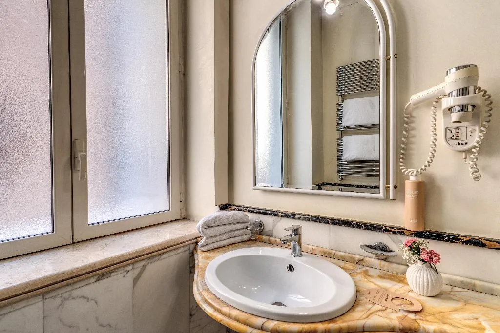 DOUBLE ANNEX Room, Sonya, Rome