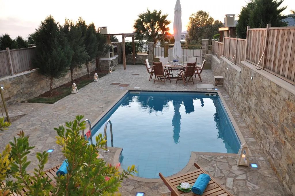 VILLA WITH PRIVATE POOL Room, Pearls of Crete-Holiday Residences, Crete