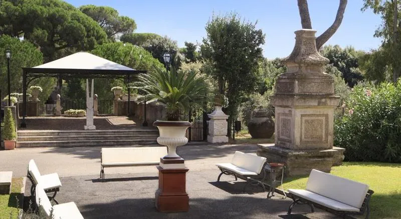 Terrace, Th Roma - Carpegna Palace, Rome