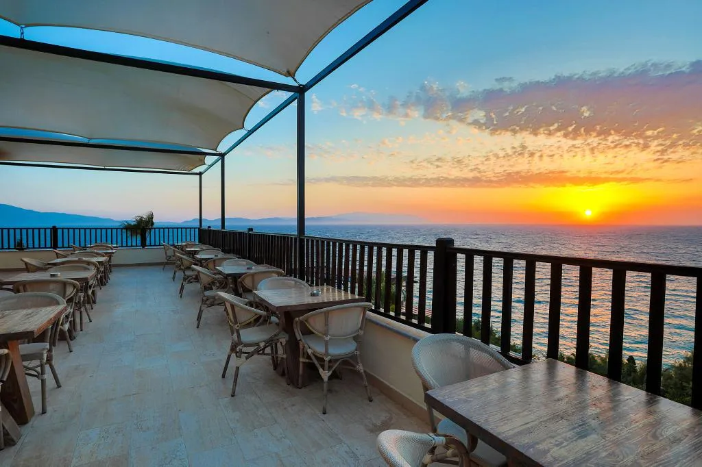 Bar, Sealight Resort Hotel, Izmir