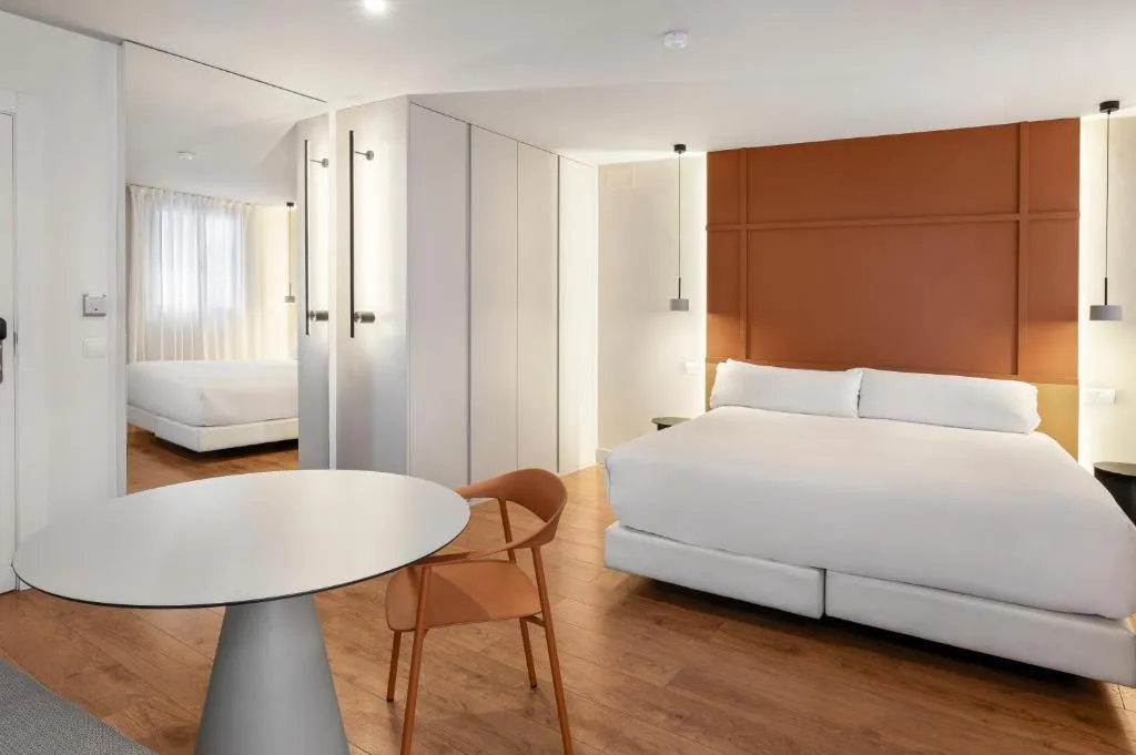 Room, B&B Apartamentos Madrid Centro Fuencarral 46, Madrid