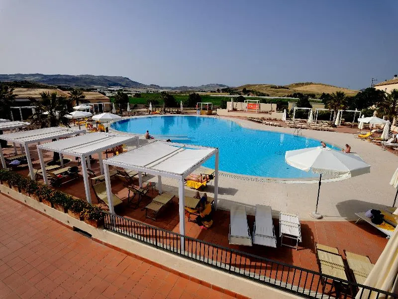 Pool, Sikania Resort & SPA Hotel, Catania