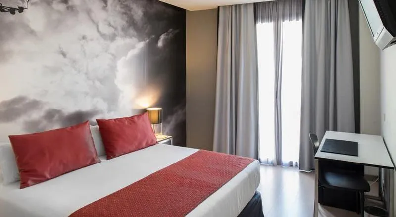 DOUBLE SINGLE USE STANDARD Room, Catalonia Avinyo, Barcelona