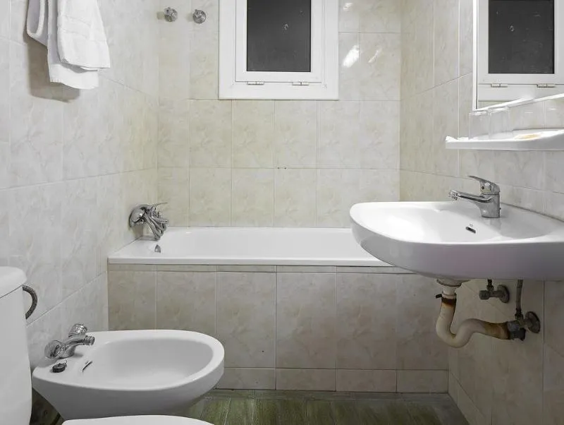 APARTMENT CAPACITY 5 Room, Mur-Mar, Barcelona