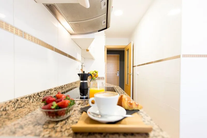 APARTMENT CAPACITY 6 Room, Valenciaflats Ciudad de las Ciencias, Valencia