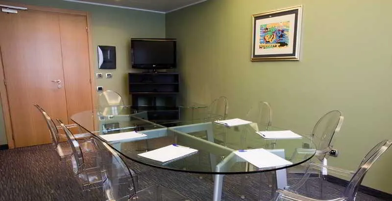 Room, Sporting Cologno, Milan