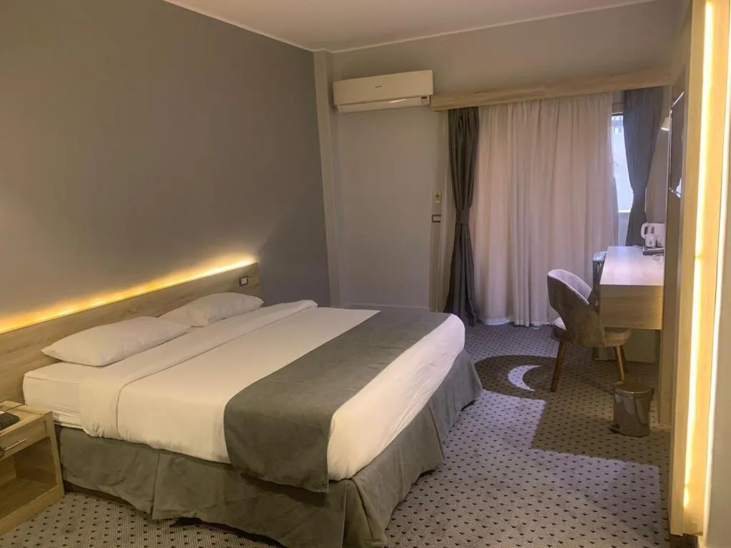 DOUBLE BUSINESS Room, Atlas International Hotels, Cairo