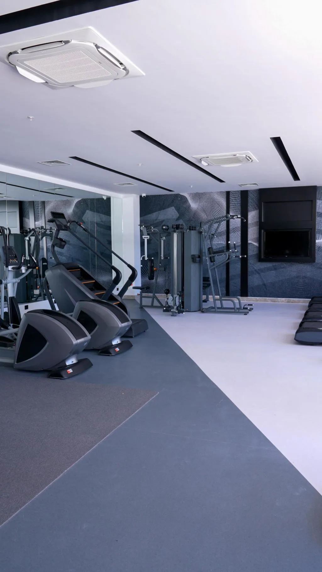 Sports and Entertainment, Crystal Centro Pearl Collection, Antalya