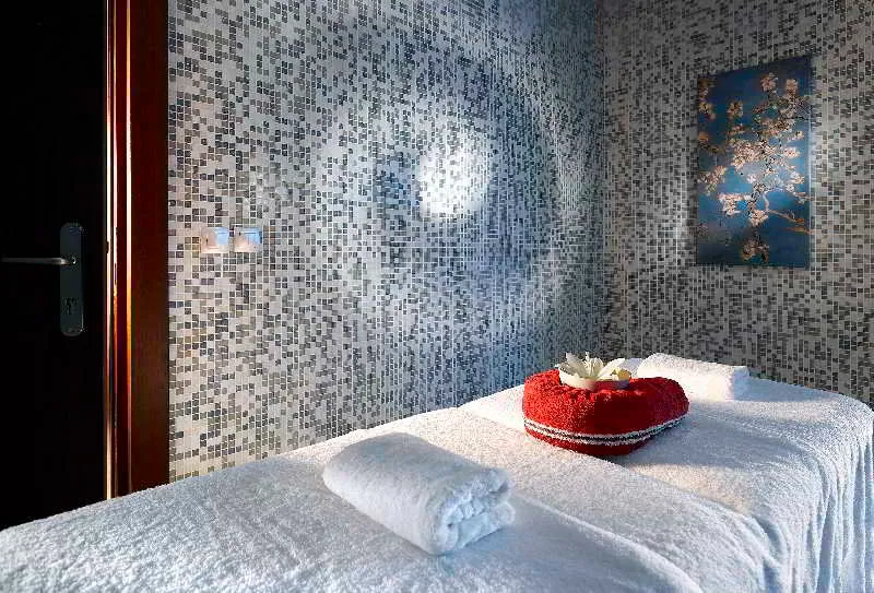 Sports and Entertainment, Arion Hotel, Athens