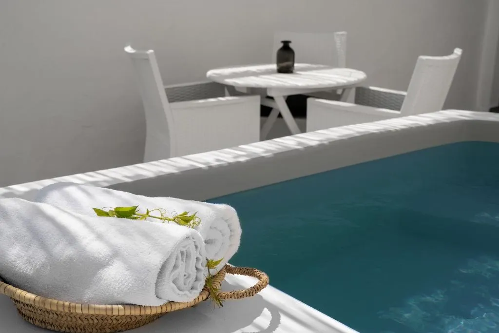 SUITE DELUXE WITH JACUZZI Room, Mr & Mrs White Tinos, Mykonos
