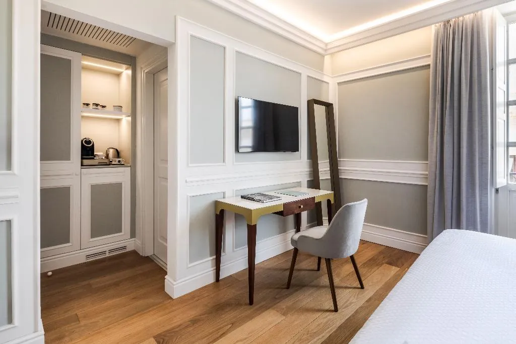 DOUBLE DELUXE Room, Palazzo Artemide - VRetreats, an SLH Hotel, Catania