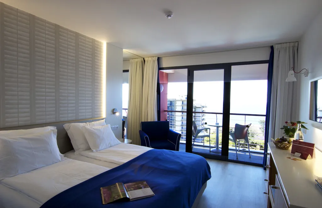 DOUBLE SINGLE USE SEA VIEW Room, The Views Monumental, Madeira
