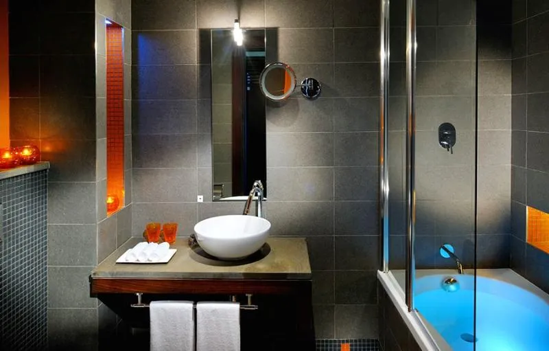 Room, Hues Boutique, Dubai