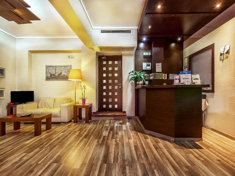 Lobby, Perea, Halkidiki