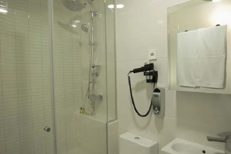 Double or Twin DELUXE Room, Vitium Urban Suites, Madrid