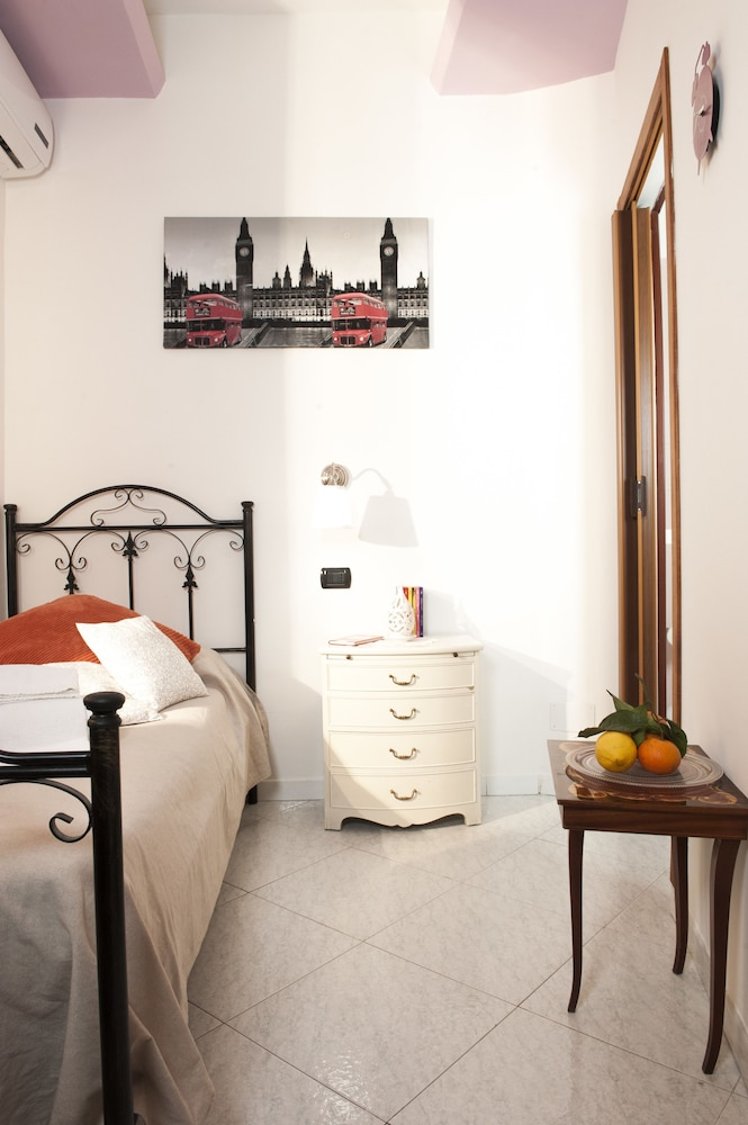 B&B Elena, Naples