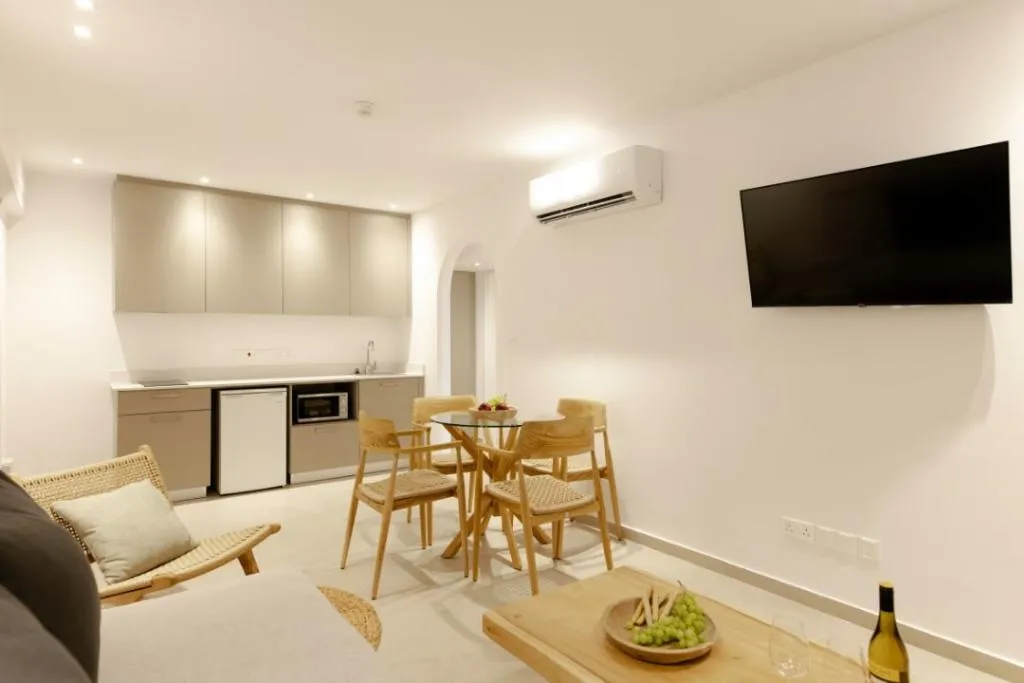 Room, Andreotis Hotel Apts, Cyprus