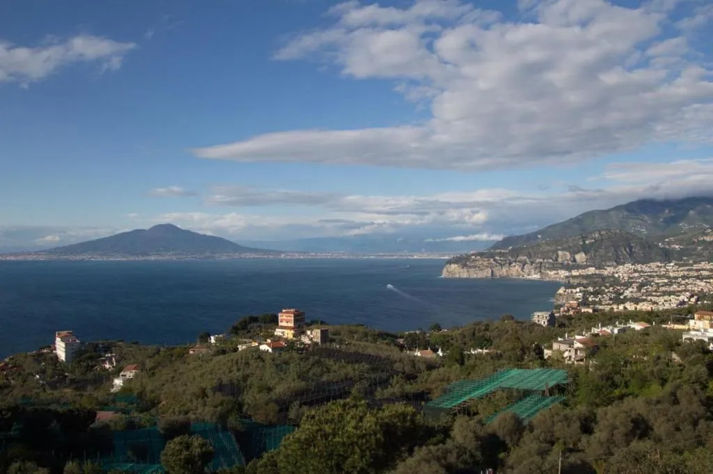 TRIPLE SEA VIEW Room, Il Nido, Naples