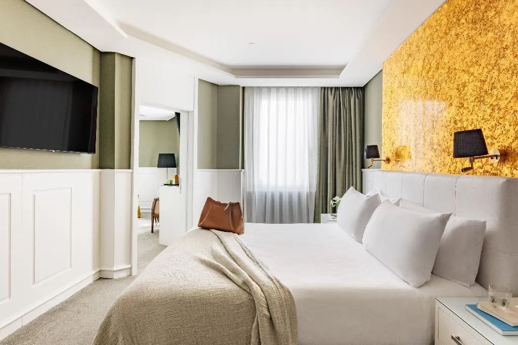 Room, Hotel Colón Gran Meliá, Seville