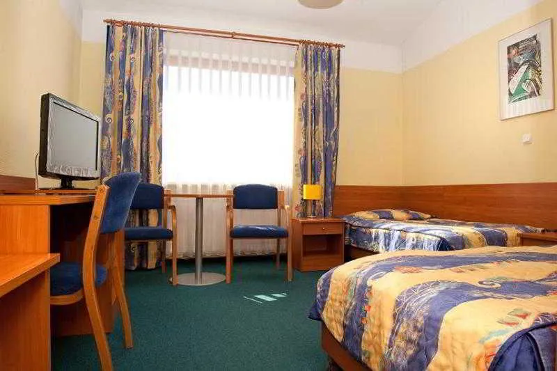 Room, Morawica, Krakow
