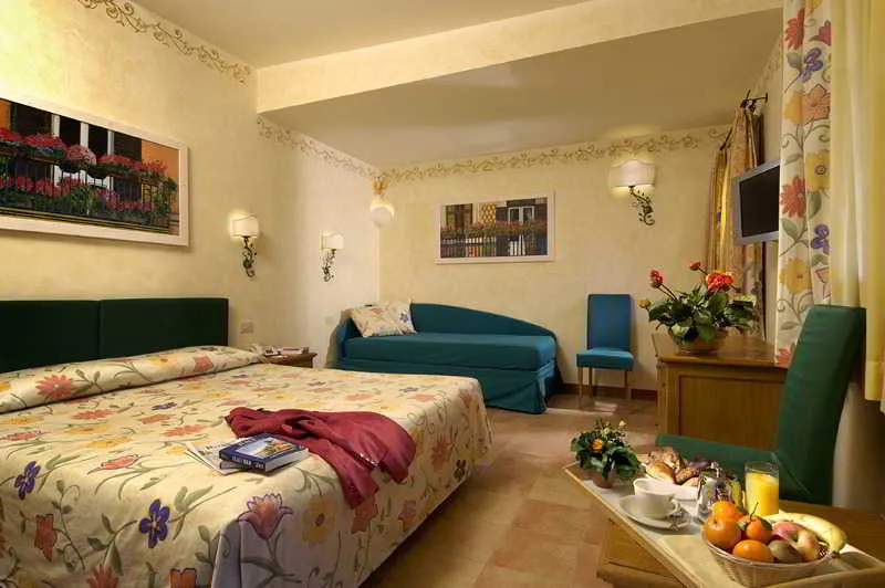 Room, Hotel Santa Maria, Rome