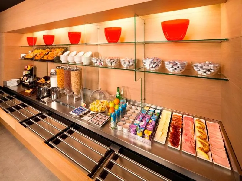 Restaurant, Ibis Barcelona Pza Glories 22, Barcelona