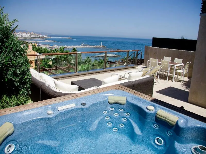 JUNIOR SUITE DELUXE WITH JACUZZI Room, Gran Hotel Guadalpin Banus, Costa Del Sol