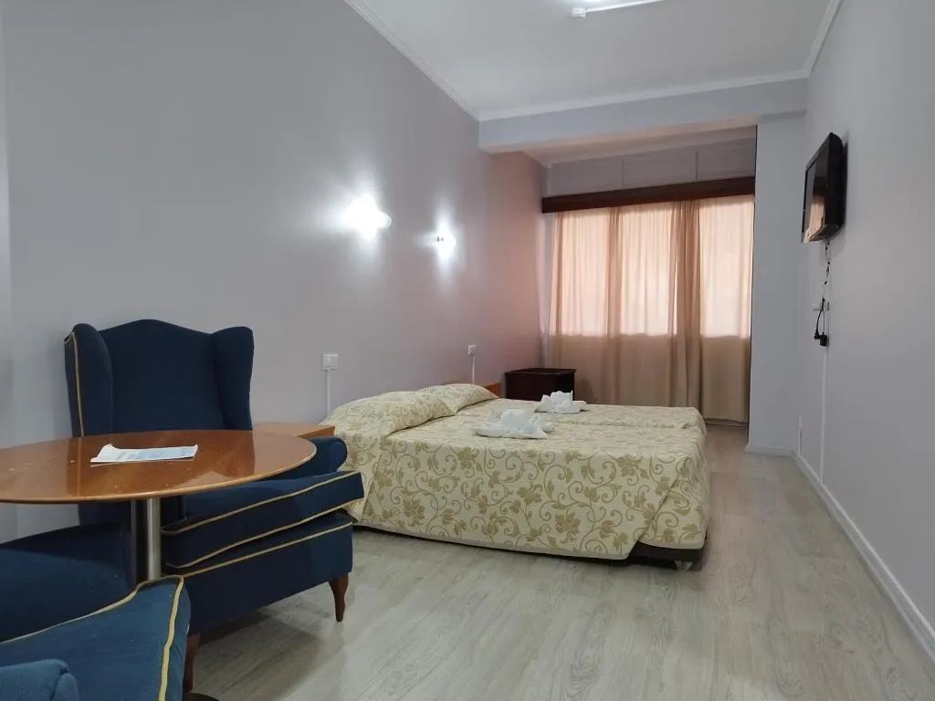 DOUBLE STANDARD Room, Alojamento Central Ii, Madeira