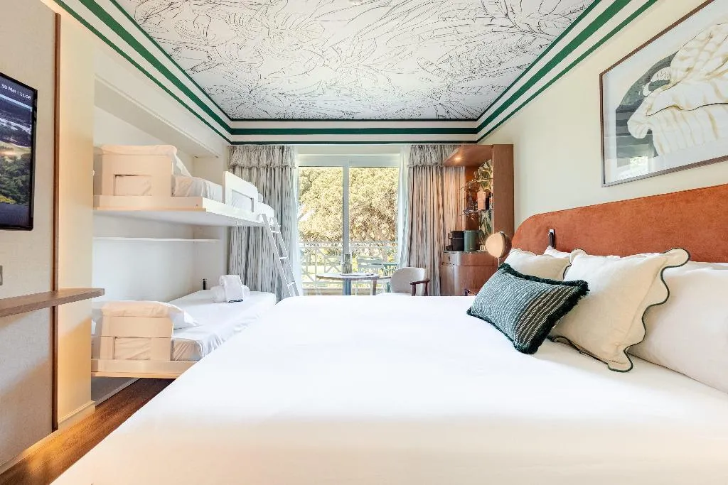 FAMILY ROOM KING SIZE BED Room, Kimpton Quinta Da Marinha Cascais by IHG, Lisbon