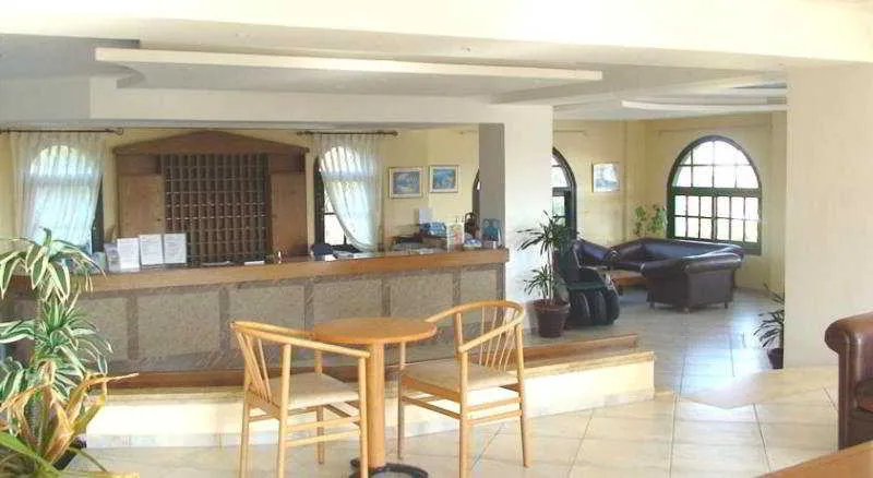 Lobby, Despo, Crete