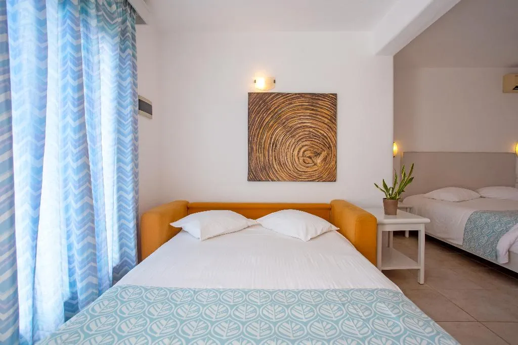 FAMILY ROOM STANDARD Room, Yiannaki, Mykonos