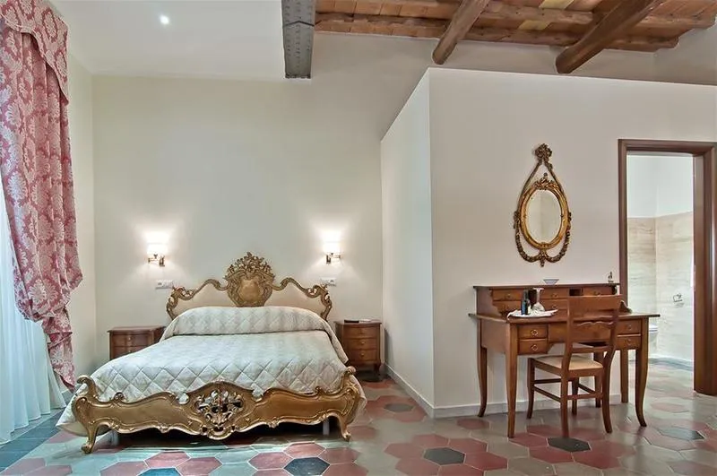 General view, Hotel Le Clarisse Al Pantheon, Rome