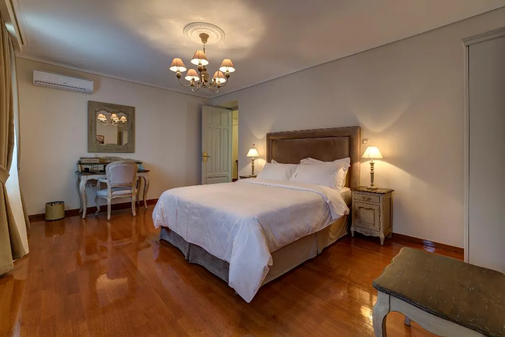 Double or Twin COMFORT Room, Home & Poetry, Athens