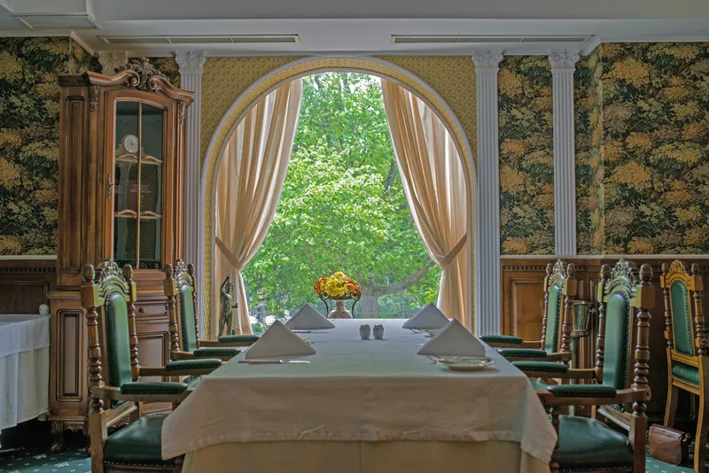 Restaurant, Grand hotel London, Varna