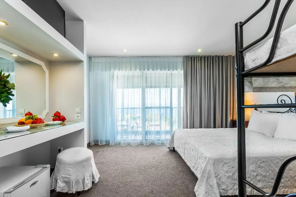 FAMILY ROOM SEA VIEW Room, Kriopigi Hotel, Halkidiki