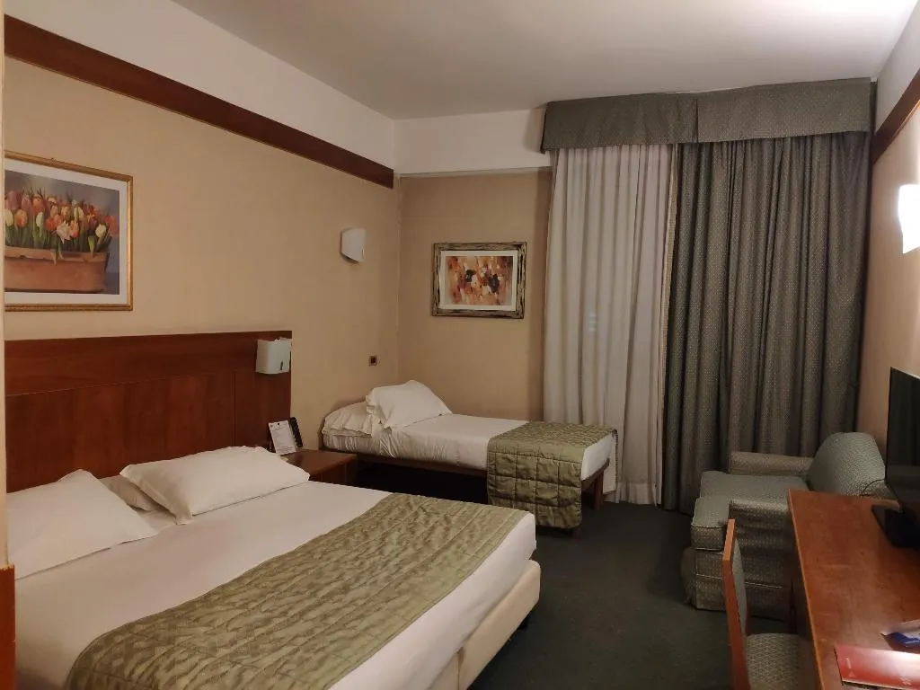 TRIPLE STANDARD Room, NYX Rome, Rome