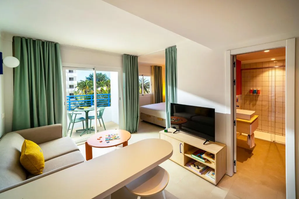 STUDIO POOL VIEW Room, Coral Star Hotel & Apartments, Ibiza