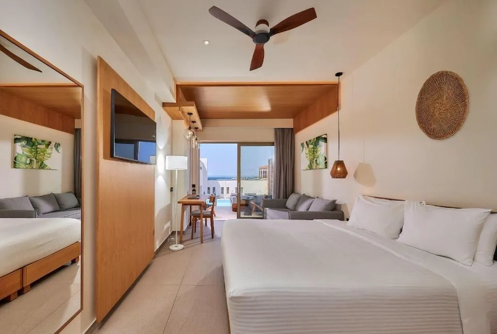 Room, Enorme Santanna Island, Crete
