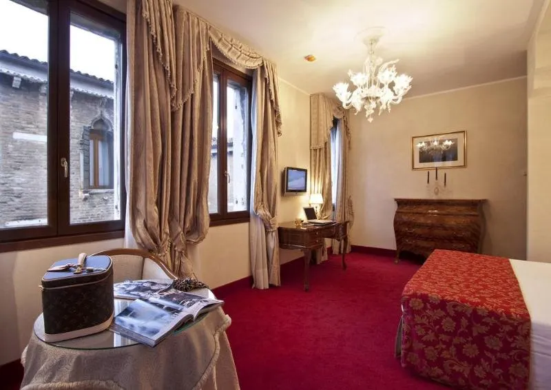 General view, Al Ponte Dei Sospiri Junior Suites, Venice