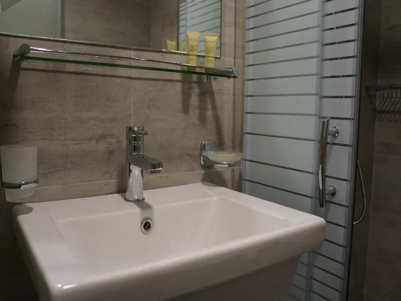 Room, Piraeus Port Hotel, Athens