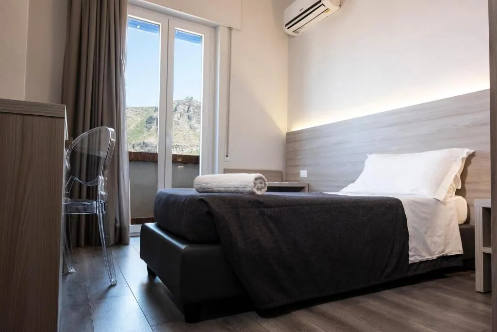 SINGLE STANDARD Room, Tirreno Hotel, Palermo
