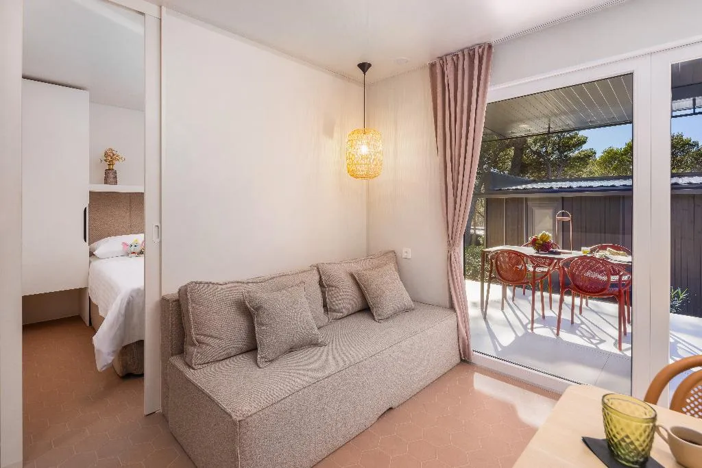 MOBILE HOME TWO BEDROOMS TWO BATHROOMS Room, Pinadria Camping Resort, Split