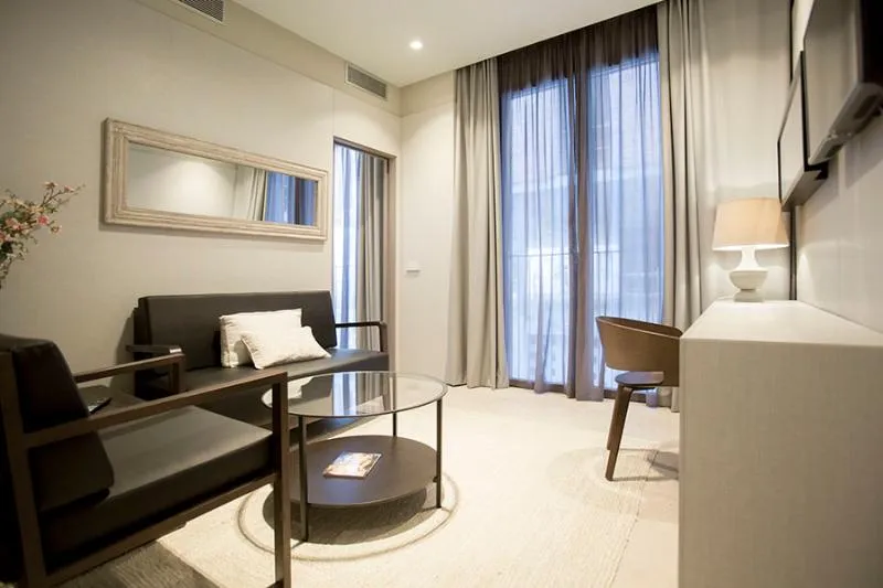 DOUBLE SINGLE USE DELUXE Room, Vincci Mercat, Valencia
