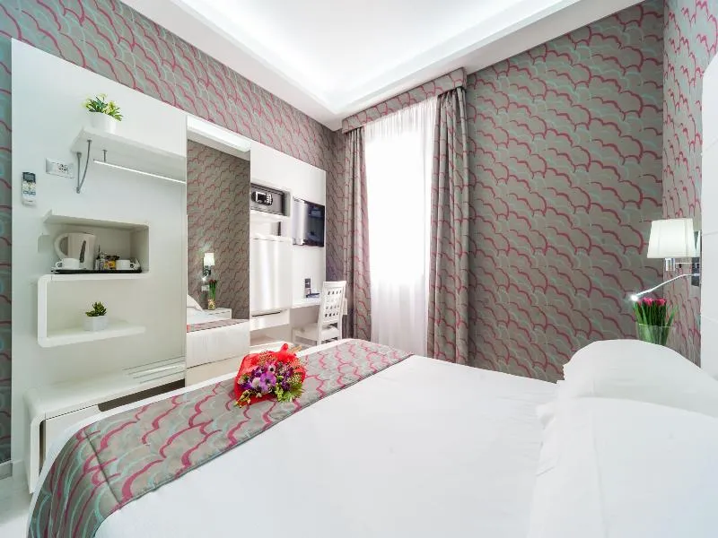 DOUBLE SUPERIOR Room, Relais Trevi 95 Boutique Hotel, Rome