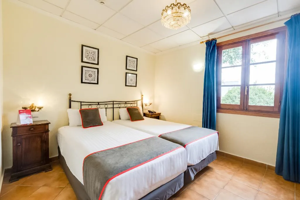 TRIPLE STANDARD Room, Hotel Torre San Juan, Costa Blanca