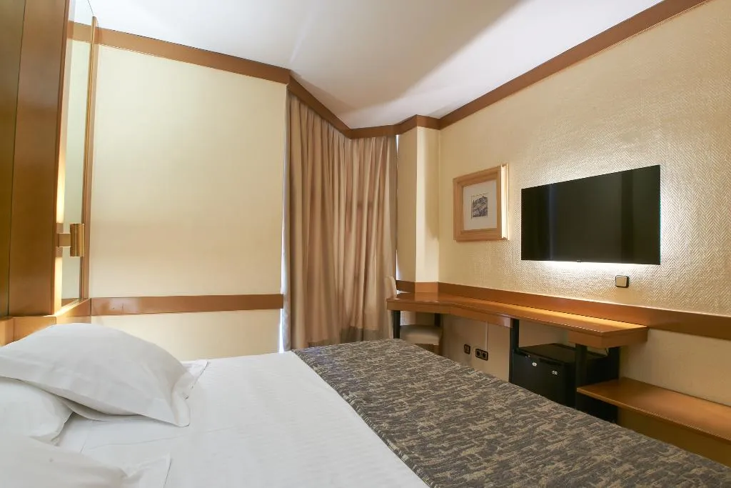 Room, Hotel AR Los Arcos, Madrid