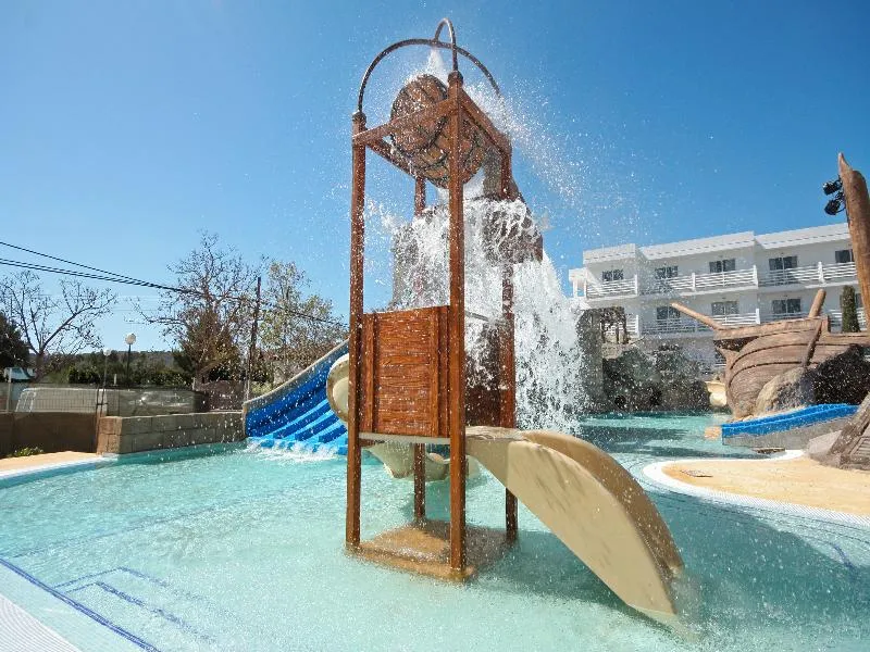 Pool, Pirates Village, Majorca