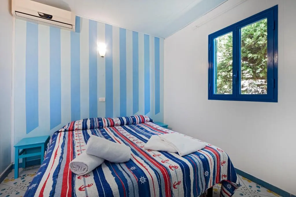 BUNGALOW GARDEN VIEW Room, Marina del Cantone Chalet, Naples